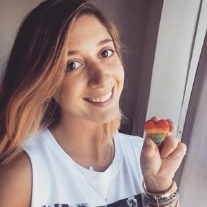 Meet your Posher, Hila-hillary